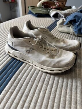 On Cloud CloudNova size 9 W